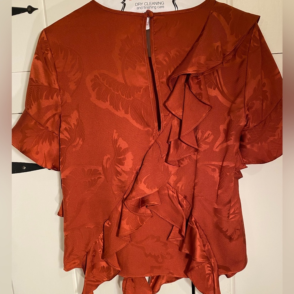 Cinq a Cept 100% Silk ruffled embossed print top with button closure. Size XXS. - Picture 4 of 8